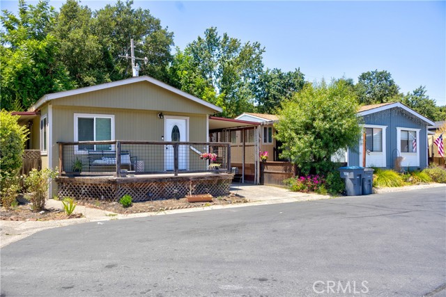 5250 Whispering Creek Drive, Santa Rosa CA: https://media.crmls.org/medias/66a326ec-04ee-4107-b40f-baac05e10734.jpg