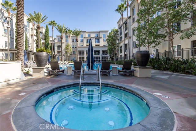 Detail Gallery Image 33 of 37 For 2400 Scholarship, Irvine,  CA 92612 - 1 Beds | 1 Baths