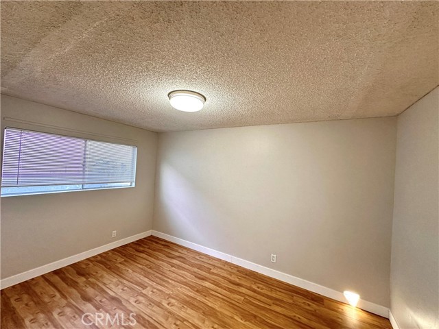 Detail Gallery Image 13 of 17 For 6461 Foster Bridge Bld, Bell Gardens,  CA 90201 - 4 Beds | 2 Baths