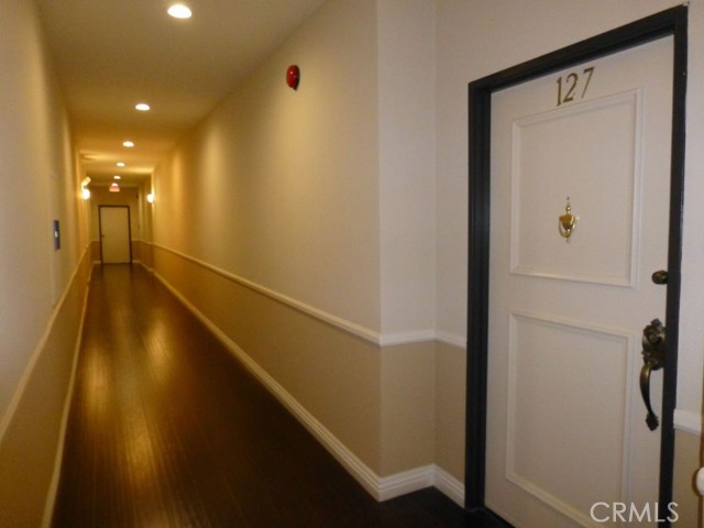 Detail Gallery Image 27 of 37 For 17914 Magnolia Bld #127,  Encino,  CA 91316 - 2 Beds | 2 Baths