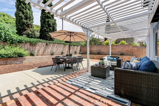312 N Prospect Avenue, Redondo Beach CA: https://media.crmls.org/medias/66a73c7b-6dc5-4619-967c-a63f5501fd97.jpg