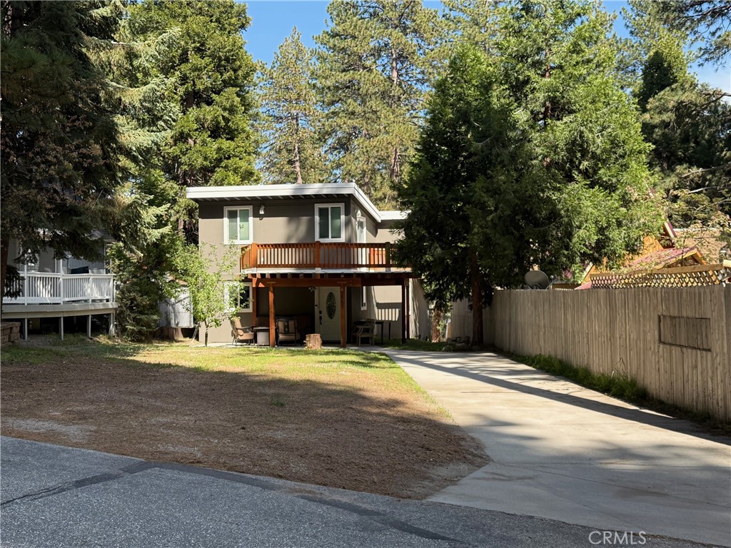 2557 Whispering Pines Dr