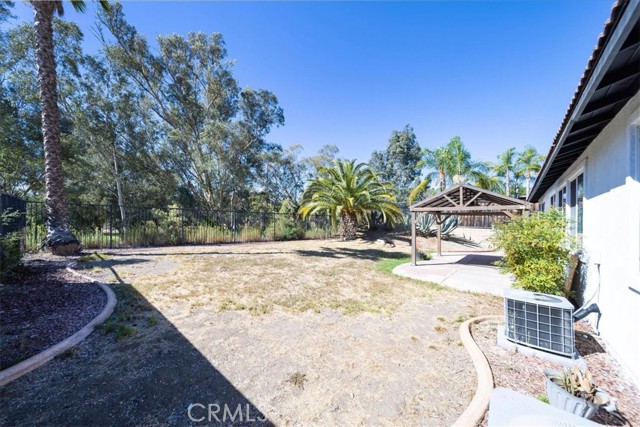 Detail Gallery Image 39 of 41 For 38729 Clearbrook Dr., Murrieta,  CA 92563 - 4 Beds | 2/1 Baths