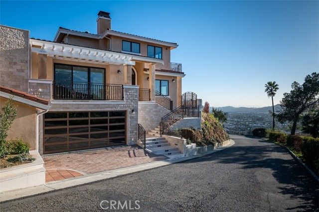 1680 Valley View Road, Glendale, CA, 91201 1680 Valley View Road, Glendale, CA, 91201