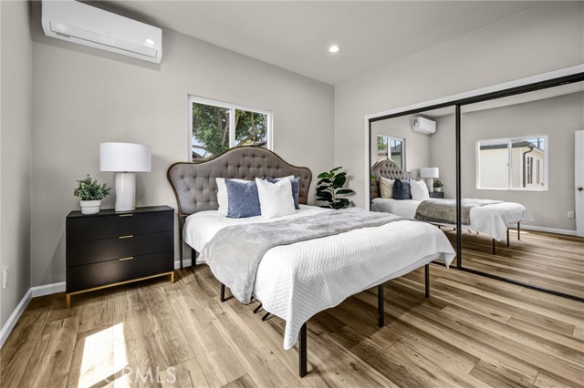 Image 24 of 39 For 14431 Harvest Ave