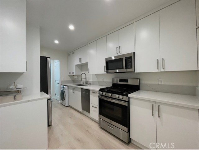 Front Image Thumbnail for CRGD26187797
