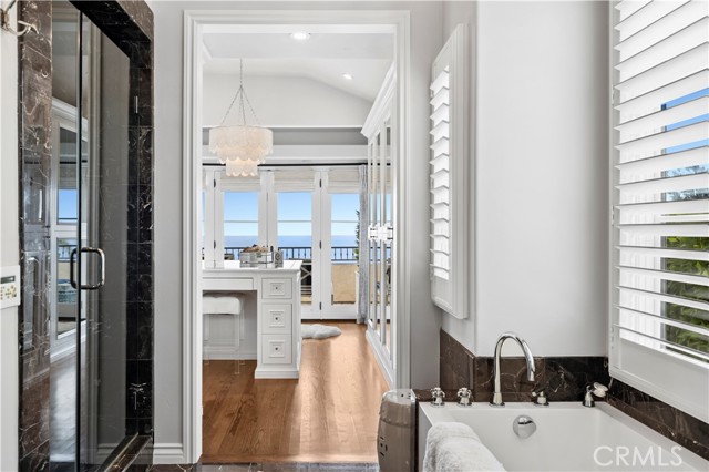 844 Temple Hills Drive, Laguna Beach CA: https://media.crmls.org/medias/66ab0402-39c9-48b2-bad5-cbb49069cb37.jpg