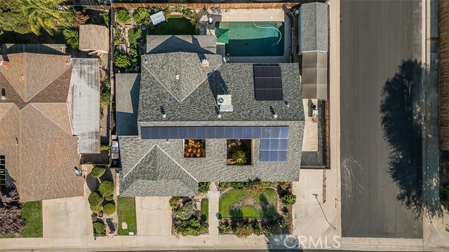 2468 Laverne, Clovis CA: https://media.crmls.org/medias/66ab6c6b-f999-4613-972c-4420a8c5e7a7.jpg