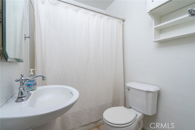 Detail Gallery Image 13 of 28 For 10669 Renner, Riverside,  CA 92505 - 2 Beds | 1 Baths
