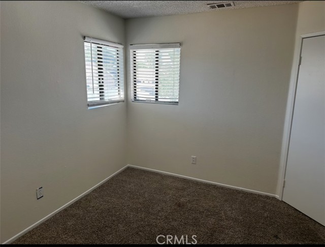 13675 Riverstone Drive, Victorville CA: https://media.crmls.org/medias/66ac4880-6b40-4406-84b6-573b2e800921.jpg