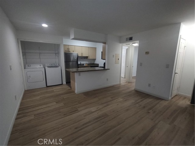 Image 5 of 7 For 2160 Highpointe Drive 104