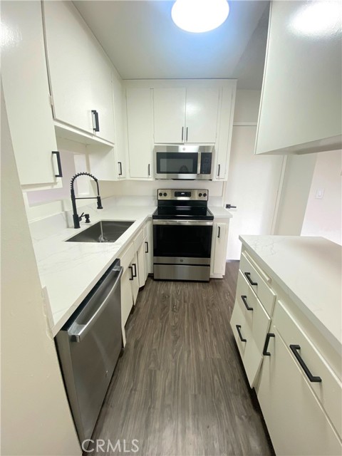 Detail Gallery Image 7 of 17 For 4160 W 182nd St #107,  Torrance,  CA 90504 - 1 Beds | 1 Baths