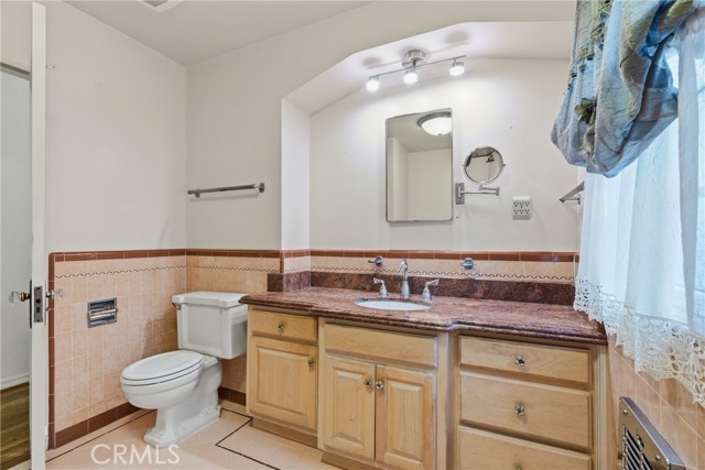 Detail Gallery Image 18 of 34 For 1820 Edgewood Dr, Alhambra,  CA 91803 - 3 Beds | 2/1 Baths