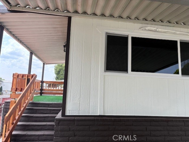 8221 Ilex Street, Fontana CA: https://media.crmls.org/medias/66ad7dc8-6fa8-419c-b572-c10d44b7c195.jpg