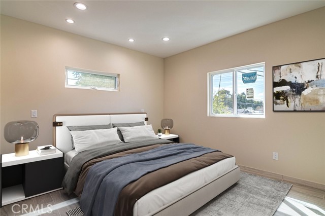 Detail Gallery Image 30 of 50 For 18748 Collins St, Tarzana,  CA 91356 - 4 Beds | 3 Baths