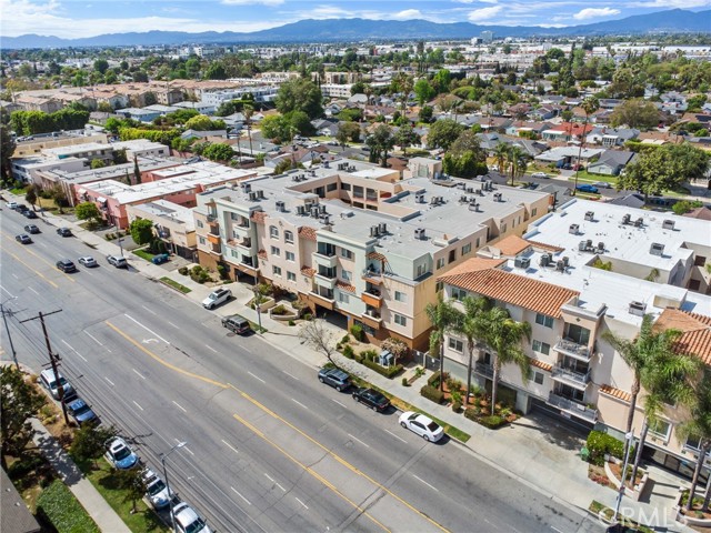 Detail Gallery Image 28 of 31 For 13951 Sherman Way #301,  Van Nuys,  CA 91405 - 2 Beds | 2 Baths