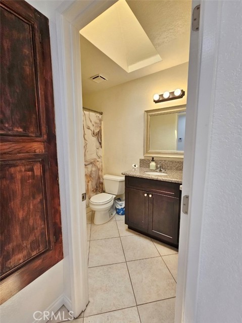 29650 Saint Andrews Court, Murrieta CA: https://media.crmls.org/medias/66ae7847-2c22-43b7-bd38-80c5fc402a95.jpg
