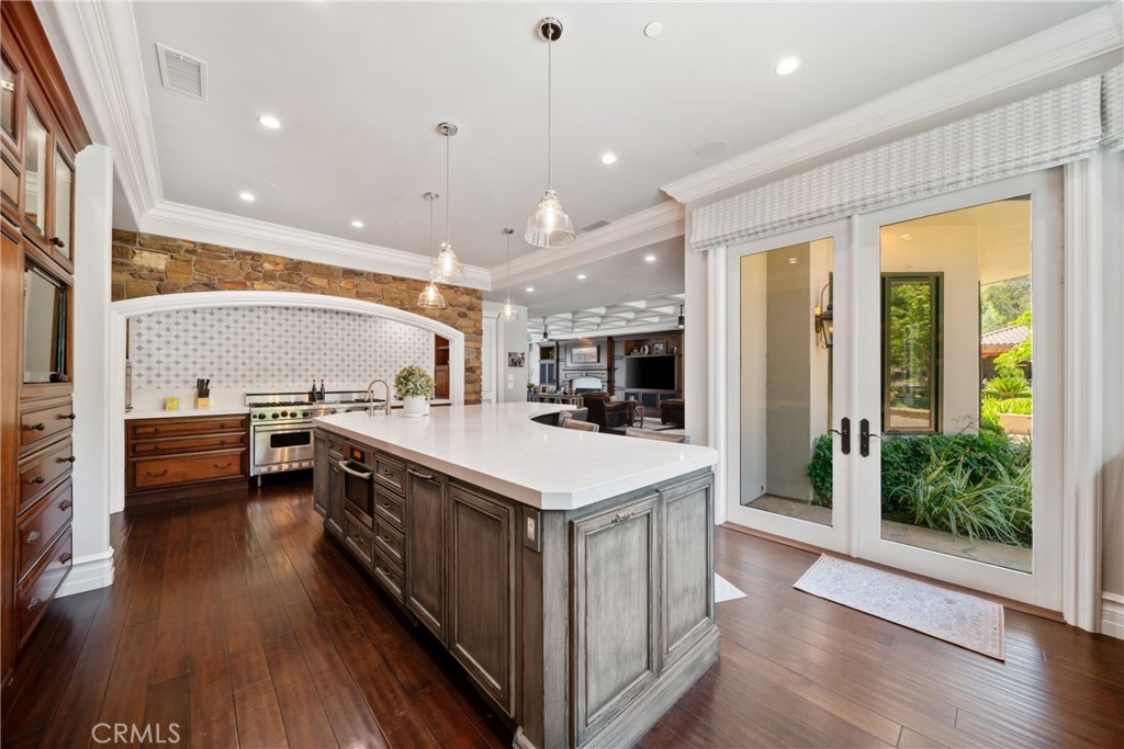 MLS #OC25186135 img 39