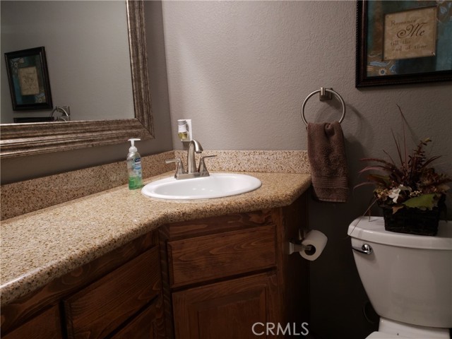 Detail Gallery Image 11 of 15 For 4866 Crest Ave, Riverside,  CA 92503 - 3 Beds | 2 Baths