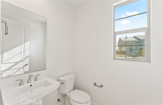 Detail Gallery Image 21 of 44 For 11742 Canoga Dr, Chatsworth,  CA 91311 - 4 Beds | 4/1 Baths