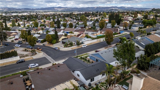 Detail Gallery Image 23 of 24 For 4212 E Addington Dr, Anaheim,  CA 92807 - 4 Beds | 2 Baths