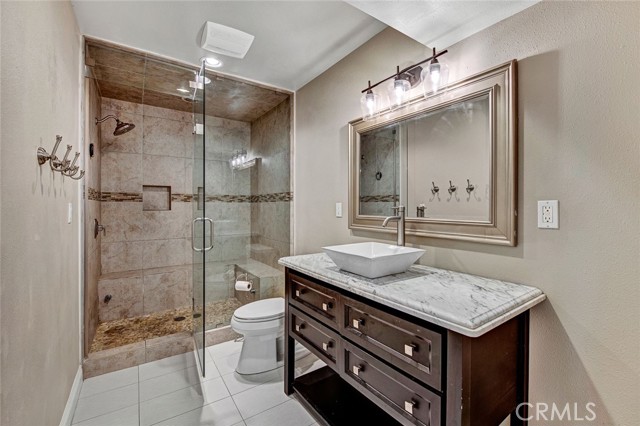 2903 E Collyer Lane, Anaheim CA: https://media.crmls.org/medias/66b16571-e9be-467c-af14-ed9e68299a68.jpg
