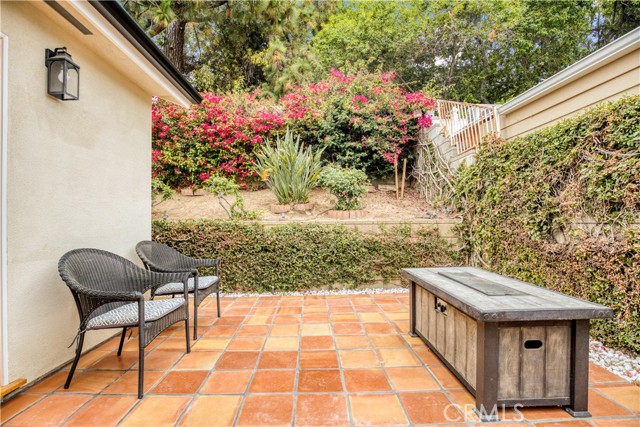 Image 10 of 13 For 18253 Kingsbury Street