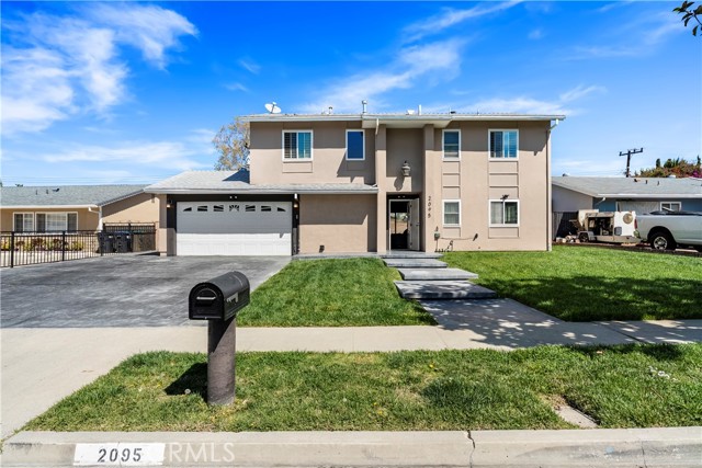 Detail Gallery Image 2 of 28 For 2095 Morley St, Simi Valley,  CA 93065 - 4 Beds | 2/1 Baths
