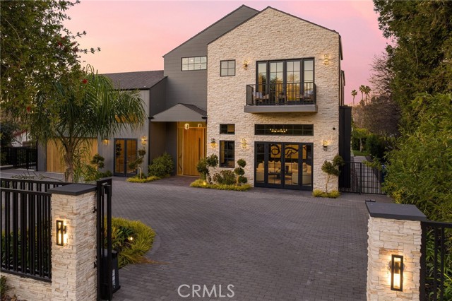 20511 Wells Drive photo 4