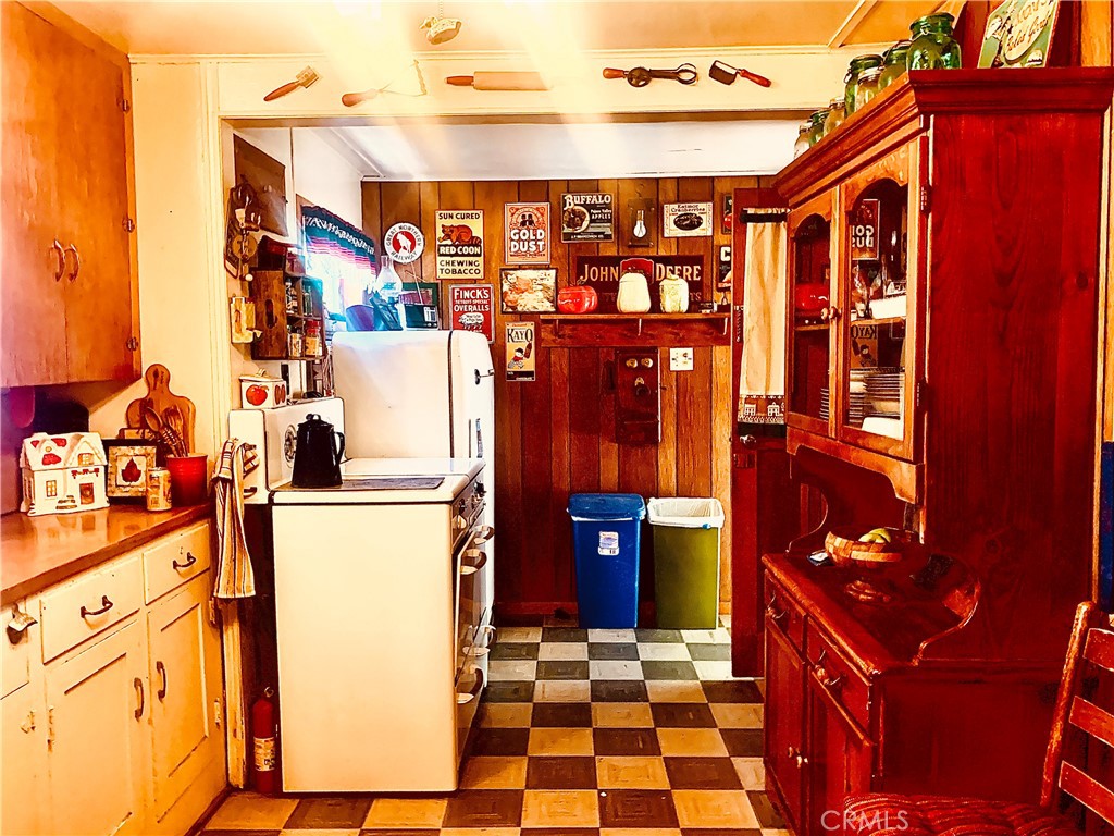 https://media.crmls.org/medias/66b6177d-0834-4587-8d06-422ae6858c0c.jpg?preset=X-Large