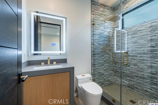 4 Bed Home for Sale in Los Angeles, California