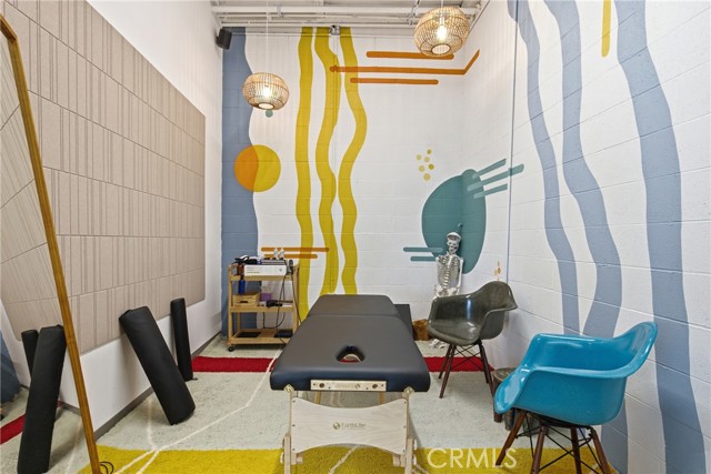  Commercial for Sale in Los Angeles, California