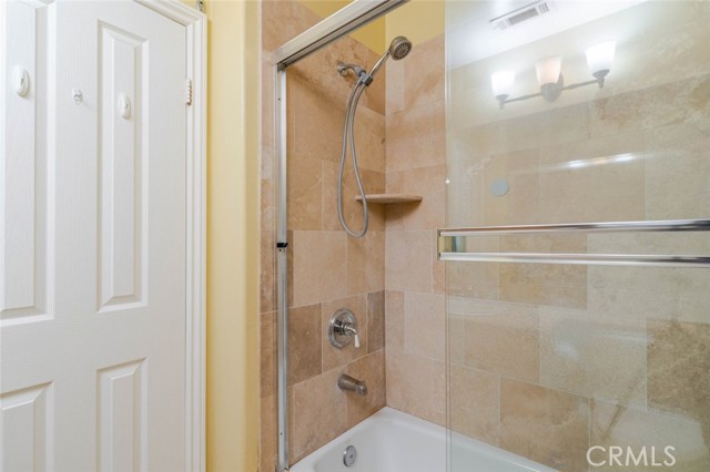 Detail Gallery Image 23 of 46 For 763 E Olive Ave, Burbank,  CA 91501 - 3 Beds | 2/1 Baths