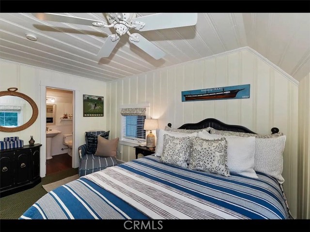 855 Lake Drive, Lake Arrowhead CA: https://media.crmls.org/medias/66b6cb9a-a5fb-47f4-b6be-aab57cfedecb.jpg