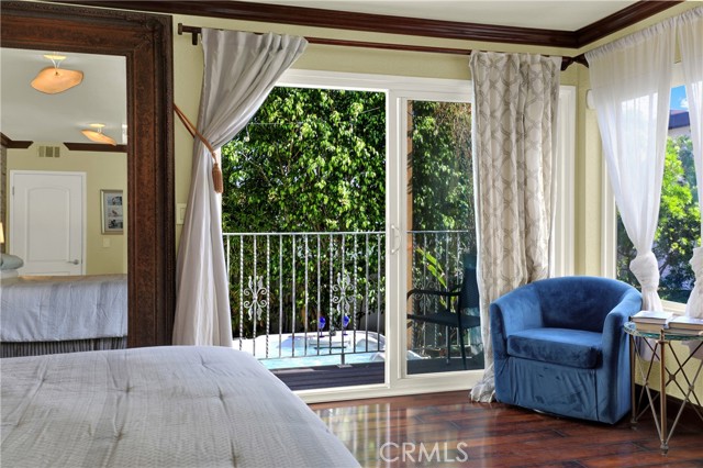 834 15th Street, Hermosa Beach CA: https://media.crmls.org/medias/66b72f4a-9a52-4b78-9d1c-26e5faf5bb94.jpg