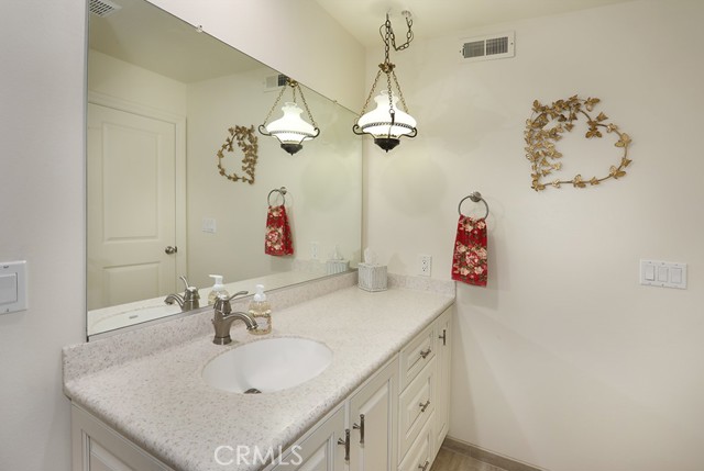 Detail Gallery Image 23 of 59 For 14781 Bridgeport, Tustin,  CA 92780 - 3 Beds | 2/1 Baths