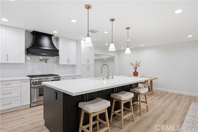 Detail Gallery Image 11 of 29 For 12811 Chaplet, North Tustin,  CA 92705 - 3 Beds | 2 Baths