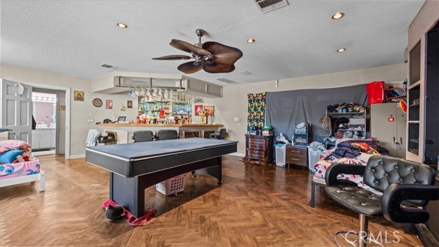 Detail Gallery Image 10 of 30 For 2681 Valencia Ave, San Bernardino,  CA 92404 - 3 Beds | 4 Baths