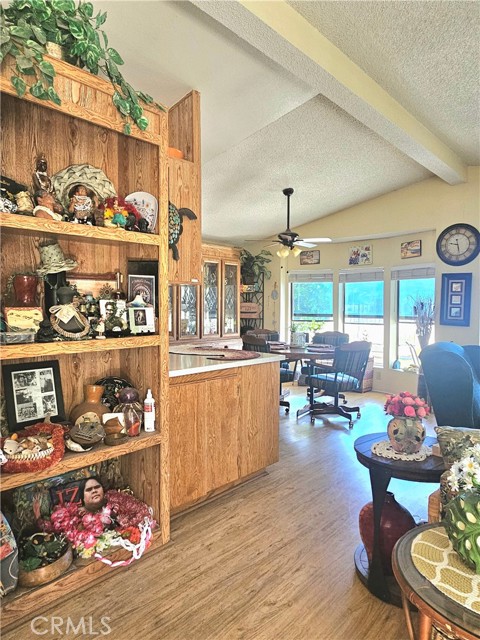 Detail Gallery Image 16 of 53 For 24600 Mountain Ave #19,  Hemet,  CA 92544 - 3 Beds | 2 Baths