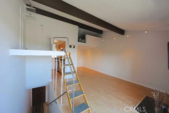 1112 S Meyler Street, San Pedro CA: https://media.crmls.org/medias/66b9b600-1e4d-4de5-aadc-63788c4643c6.jpg