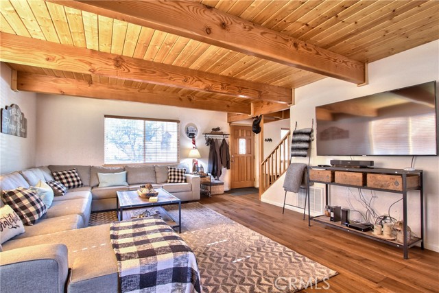Detail Gallery Image 12 of 36 For 525 Pine Ln, Sugarloaf,  CA 92386 - 3 Beds | 2 Baths
