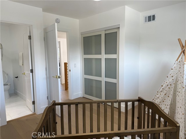 Image 21 of 47 For 9171 Regatta Drive