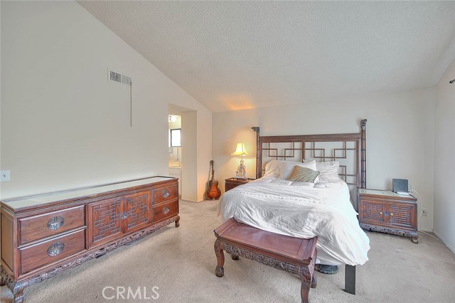 Detail Gallery Image 28 of 61 For 15051 Sherman Way #F,  Van Nuys,  CA 91405 - 2 Beds | 2 Baths