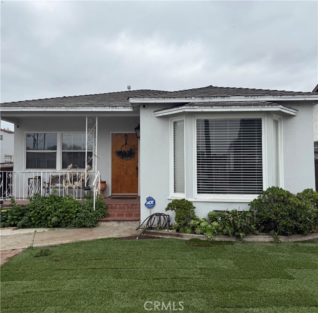 2914 Missouri Avenue, South Gate CA: https://media.crmls.org/medias/66bb2d6f-8db8-4107-bd02-ac38041e8054.jpg