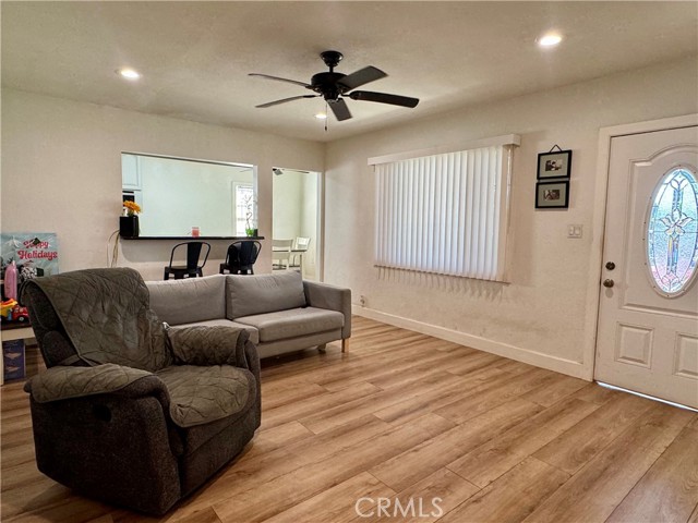 6862 Delta Avenue, Long Beach, California 90805, 3 Bedrooms Bedrooms, ,2 BathroomsBathrooms,Single Family Residence,For Sale,Delta,IG24247149