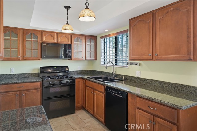 6101 Fulton Avenue, 9 photo 7
