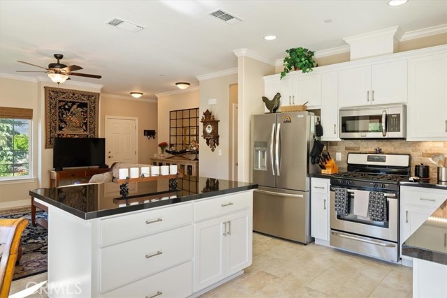 Detail Gallery Image 10 of 43 For 5660 Ground Squirrel, Paso Robles,  CA 93446 - 3 Beds | 2 Baths