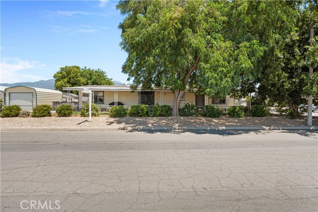 Detail Gallery Image 3 of 34 For 43422 Riley Cir, Hemet,  CA 92544 - 2 Beds | 2 Baths