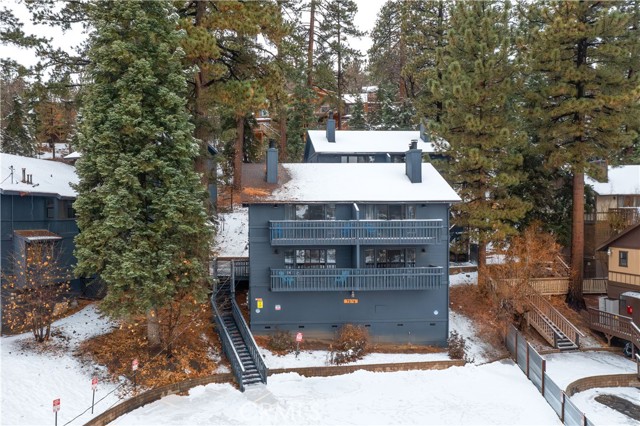 Detail Gallery Image 4 of 24 For 1274 Clubview Dr, Big Bear Lake,  CA 92315 - 8 Beds | 8 Baths