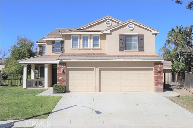 2320 Woodhollow Circle, Corona, CA 92881